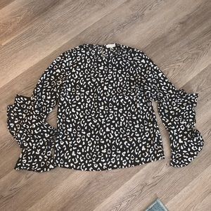 Long sleeve blouse!